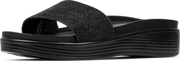 Fiji Wedge Sandal - Image 8