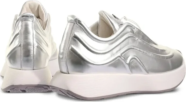 Fin metallic wave sneakers - Image 3