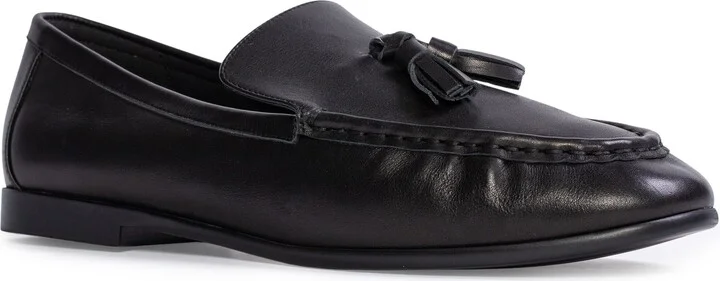 Finn Tassel Loafer