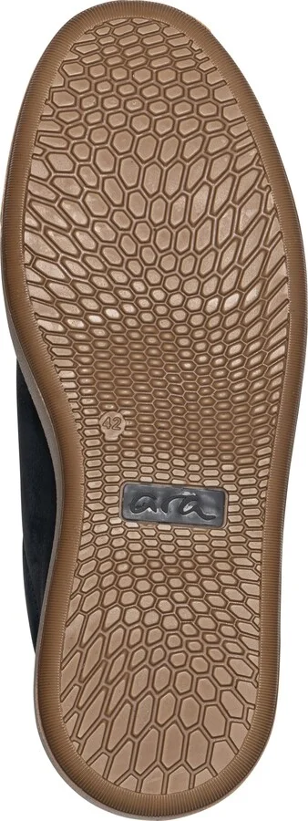 Finnick Waterproof Sneaker - Image 6