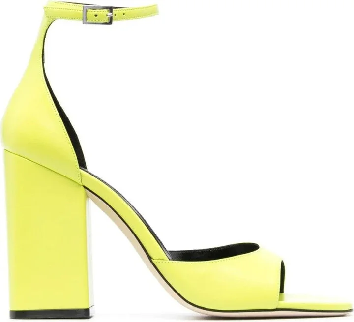 Fiona Sandal
