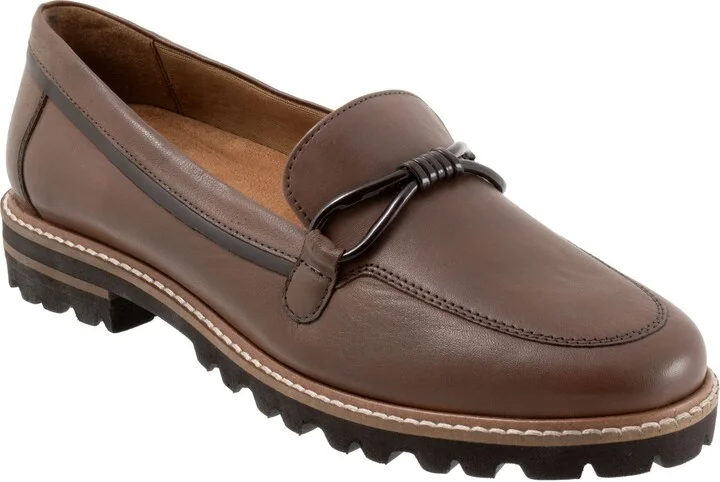 Fiora Loafer