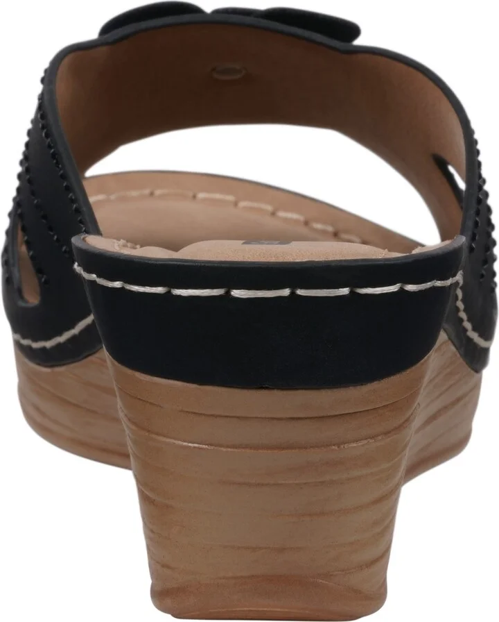 Fiora Wedge Sandal - Image 2
