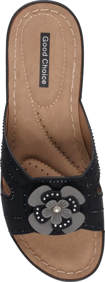 Fiora Wedge Sandal - Image 4