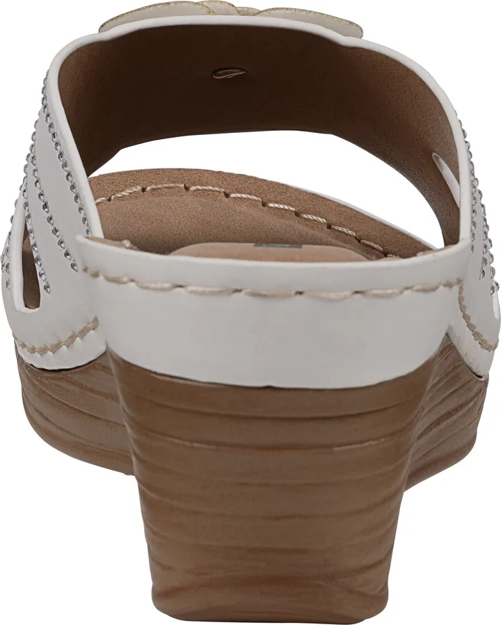 Fiora Wedge Sandal - Image 11