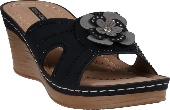 Fiora Wedge Sandal