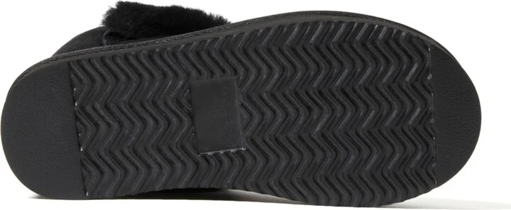 Fireside by Dearfoams Women's Bayswater Genuine Shearling Quilted Platform Bootie - Image 2