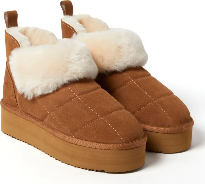 Fireside by Dearfoams Women's Bayswater Genuine Shearling Quilted Platform Bootie - Image 9