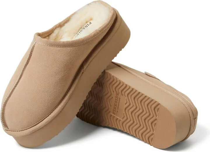 Fireside by Dearfoams Women's Queenstown Genuine Shearling Platform Clog Slipper - Image 2