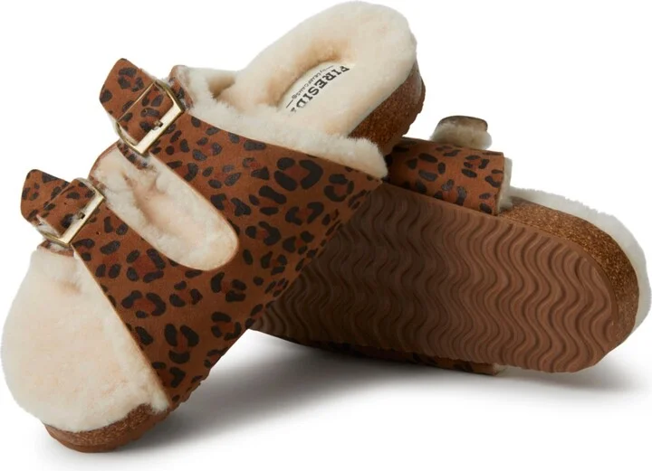 Fireside by Dearfoams Women's Tamworth Genuine Shearling Double Band Sandal - Image 3
