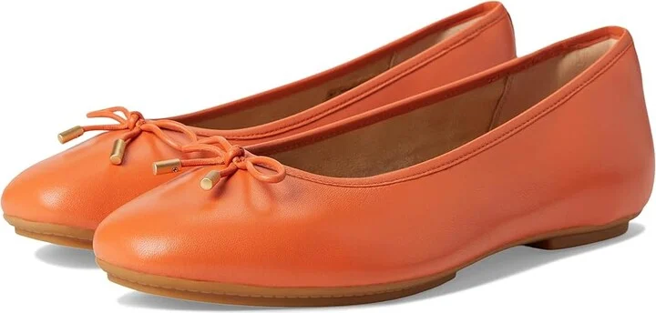 FitFlop Delicato Bow Soft Leather Ballerinas Women's Flat Shoes Satsuma : 8 M (B), Leather/Rubber