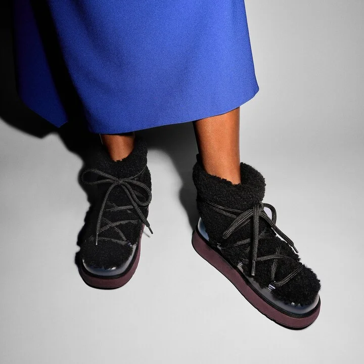 FitFlop GEN-FF X Roksanda Curly-Shearling Crisscross-Lace Ankle Boots Sheep Shearling/Leather/Fabric (Welt)