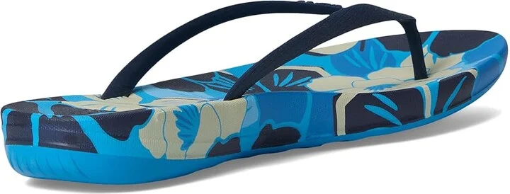 FitFlop Iqushion Flowerz Ergonomic Flip-Flops Women's Wedge Shoes Bondi Blue Mix : 5 M (B), Rubber - Image 4