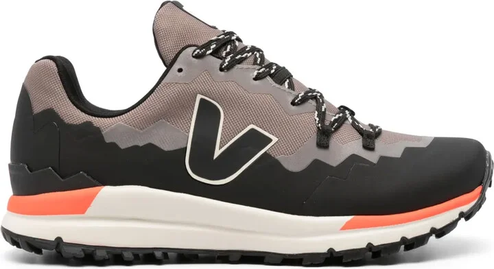 Fitz Roy panelled hiking sneakers