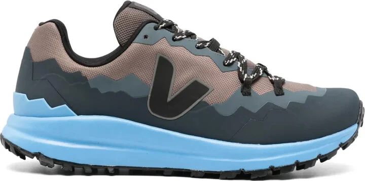 Fitz Roy sneakers