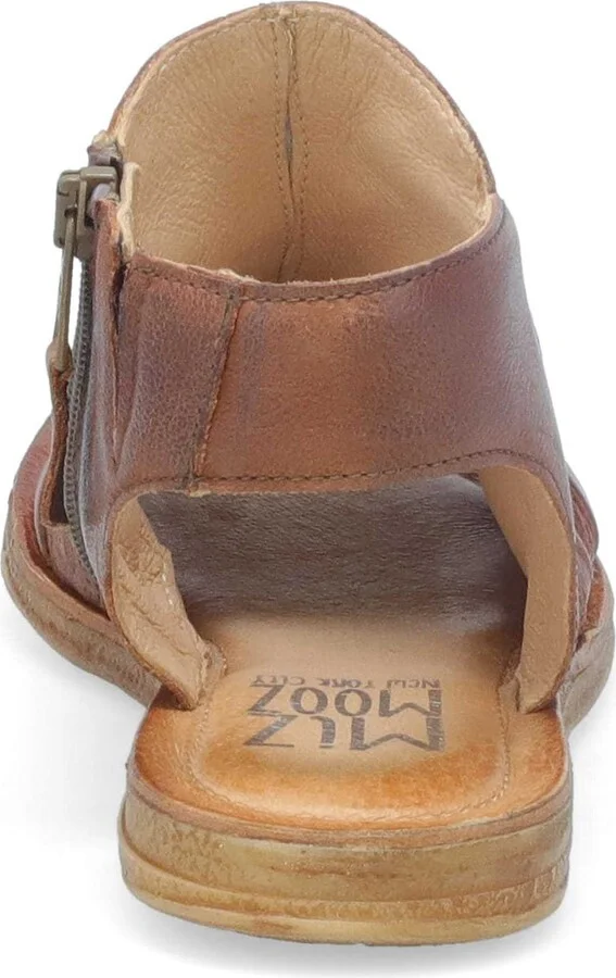 Flaire Scrunch Leather Sandal - Image 4