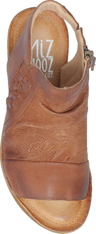Flaire Scrunch Leather Sandal - Image 6
