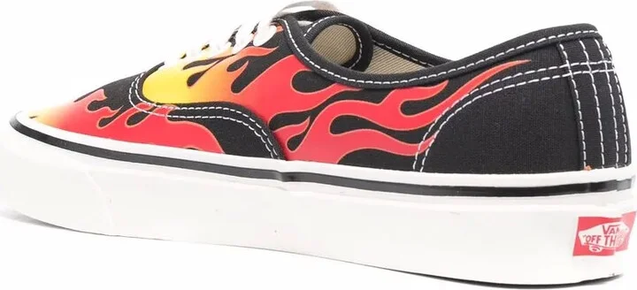 Flame-Print Low-Top Sneakers - Image 3
