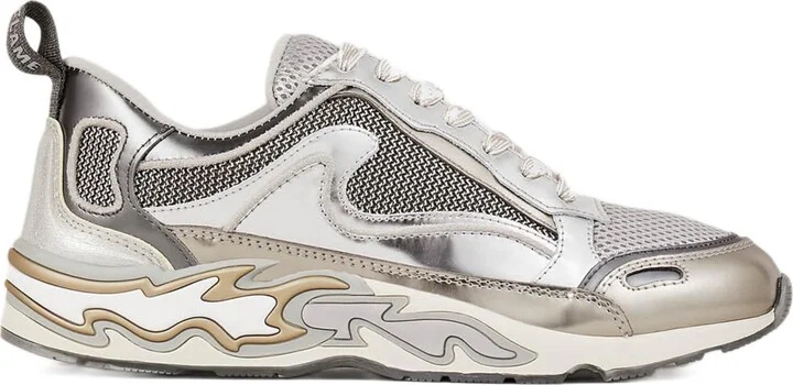 Flame trainers