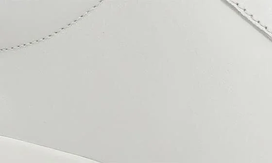 Flash Low Top Sneaker - Image 10