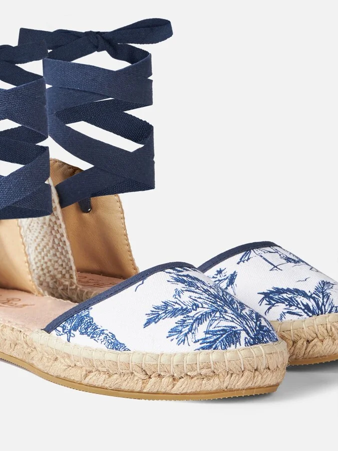 Flat Espadrillas With Toile De Jouy Print - Image 4
