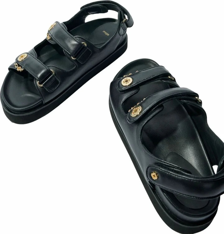 Flat leather sandals - Image 10