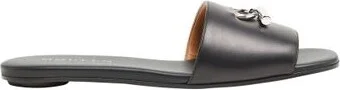 Flat leather sandals
