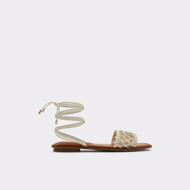 Flat sandal