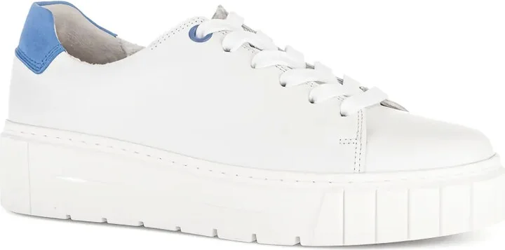 Flatform Sneakers - Image 2