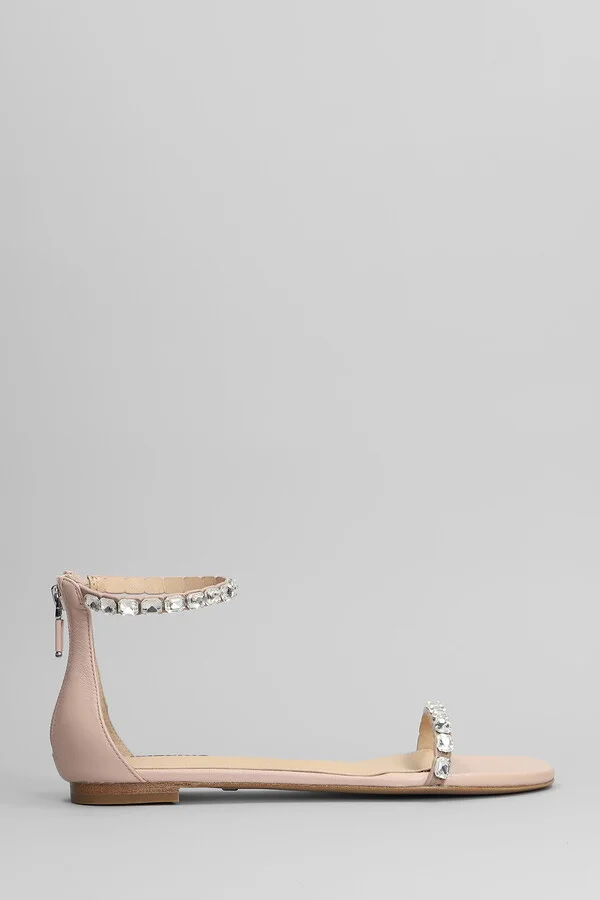 Flats In Powder Leather