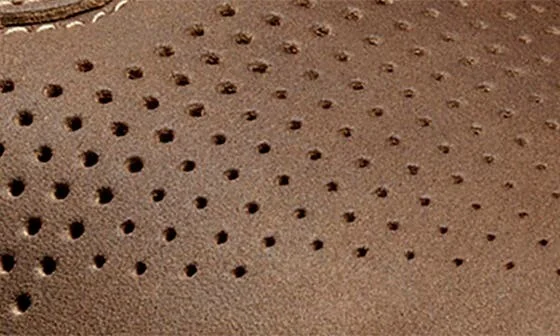 Fleet Perforated Toe Elastic Lace Sneaker - Image 10