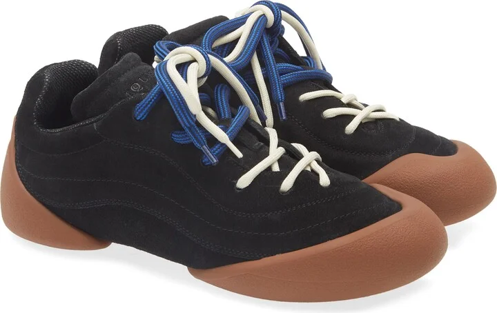 Black/ Brown