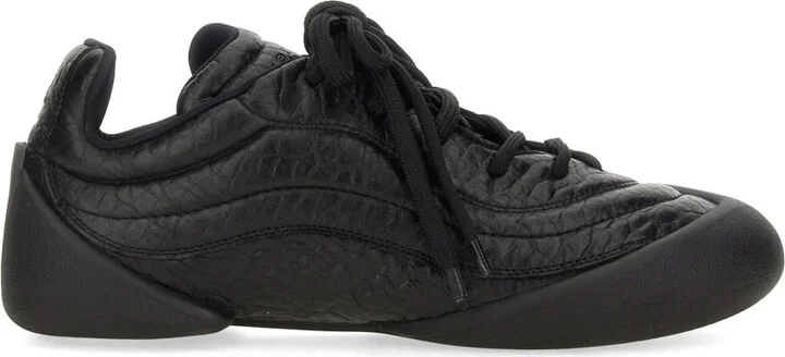 "Flexion" Sneaker
