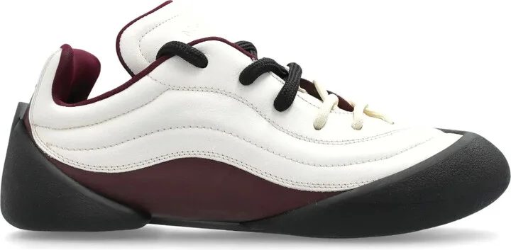 Flexion sneakers