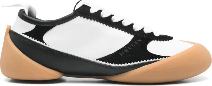 Flexion sneakers