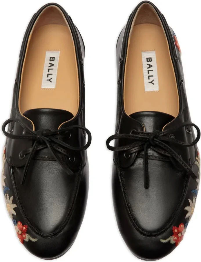 Floral-Embroidered Mocassin - Image 4