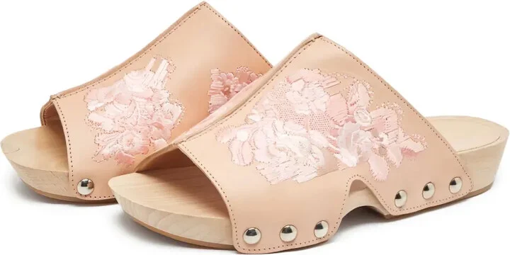 Floral-Embroidered Sandals - Image 4