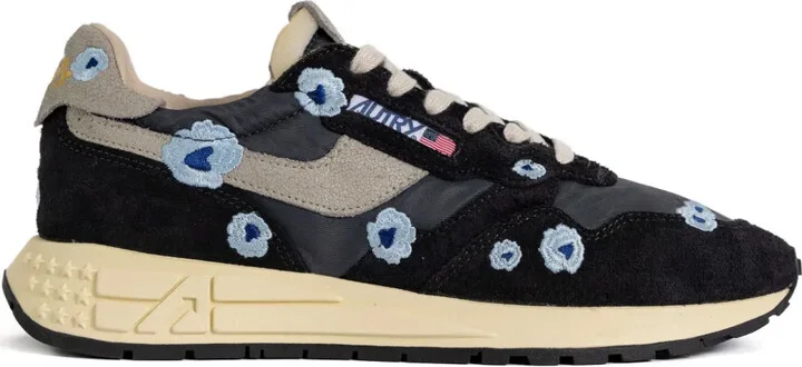 Floral-Embroidery Low-Top Sneakers