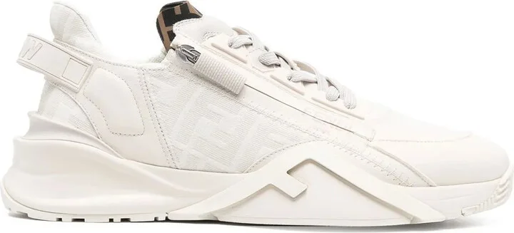 Flow leather low-top sneakers