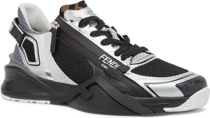 Flow Sneaker