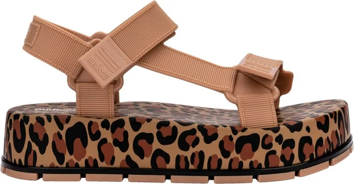 Flowing Platform - Brown