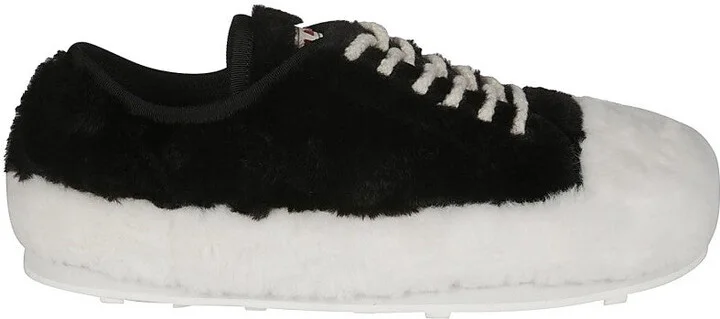Fluffy Textured Sneakers With Lace-Up Closure