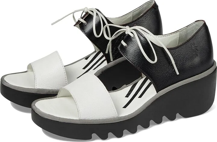 White,black Mousse