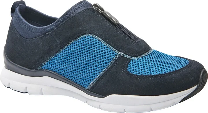Fly Zip Sneaker