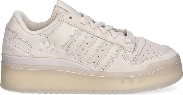 Forum sneakers