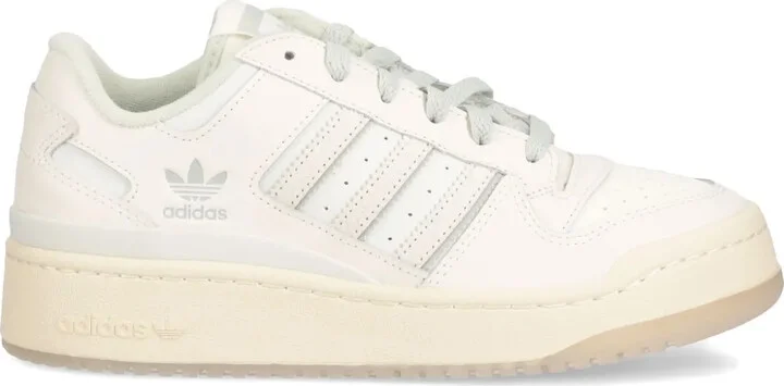 Forum sneakers