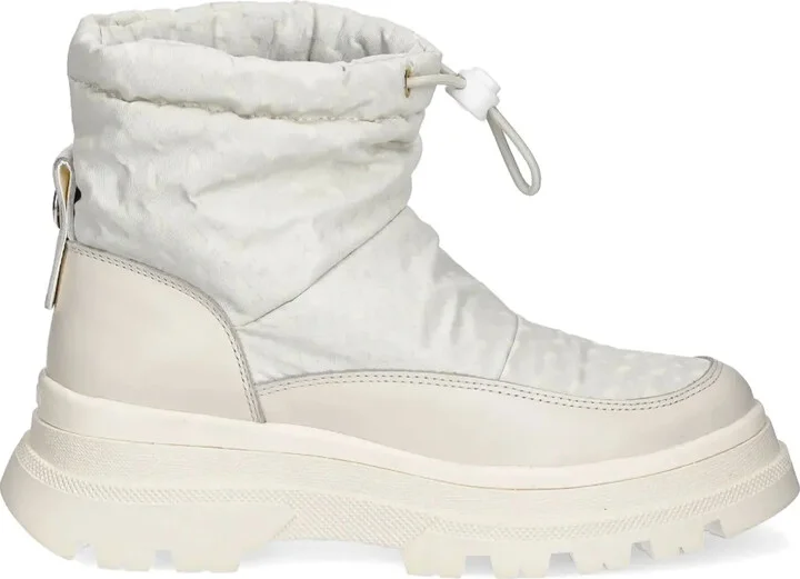 Foster boots