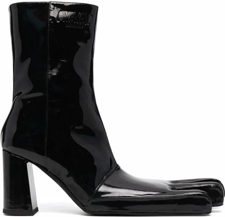 Four-Toe Boots