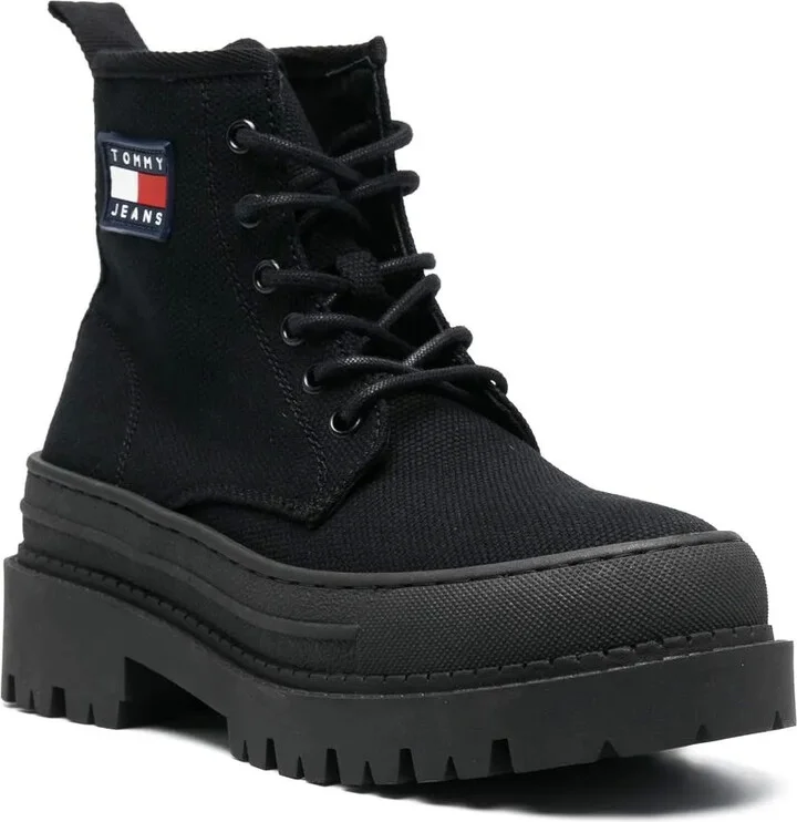 Foxing lace-up ankle boots
