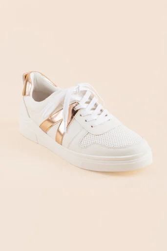 Francesca's MIA Alta V Sneakers